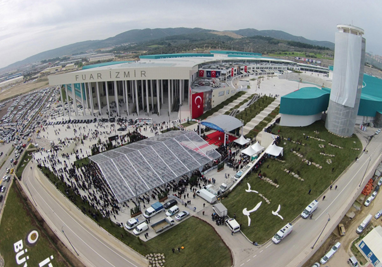 Türkiye’nin en büyük fuar kompleksi açıldı